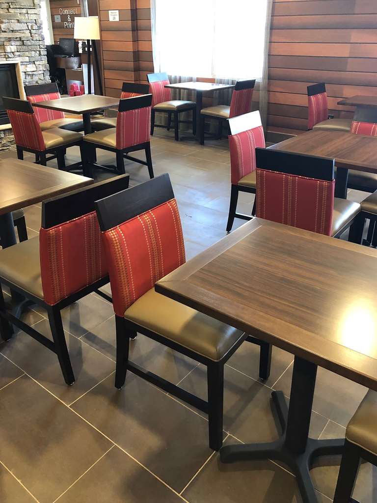 Comfort Inn & Suites Phoenix North Deer Valley - photo 34
