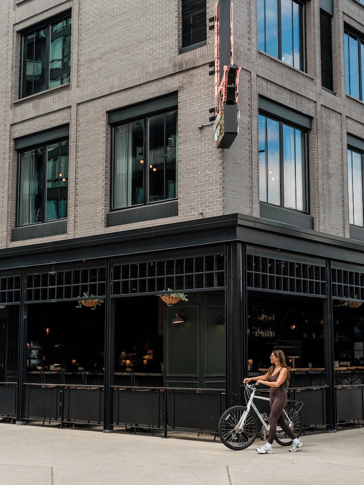 The Junto Hotel - photo 218