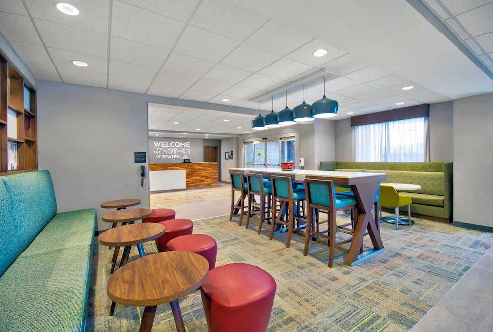 Hampton Inn by Hilton Abingdon - photo 31