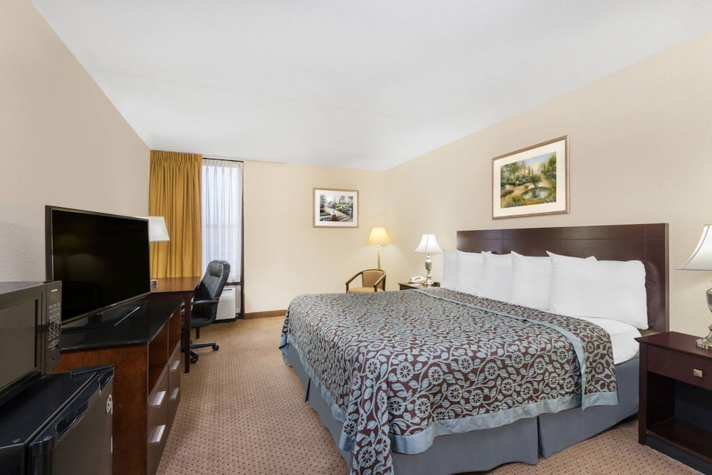 Travelodge Indianapolis Castleton - photo 9