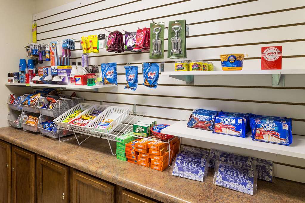 Ramada by Wyndham Bettendorf - photo 25