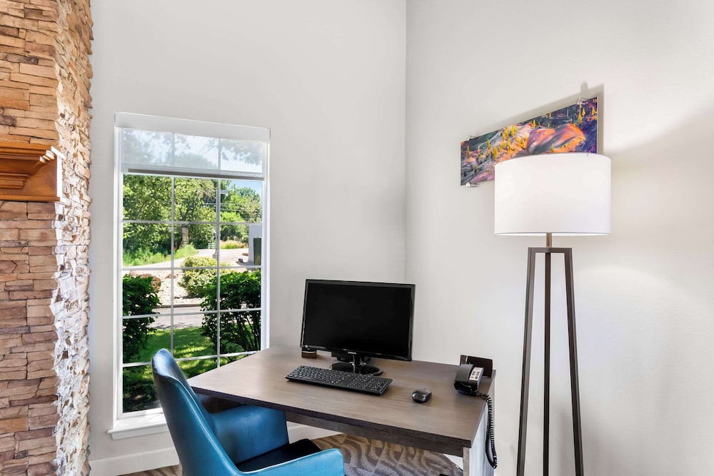 Comfort Inn & Suites Susanville - photo 36