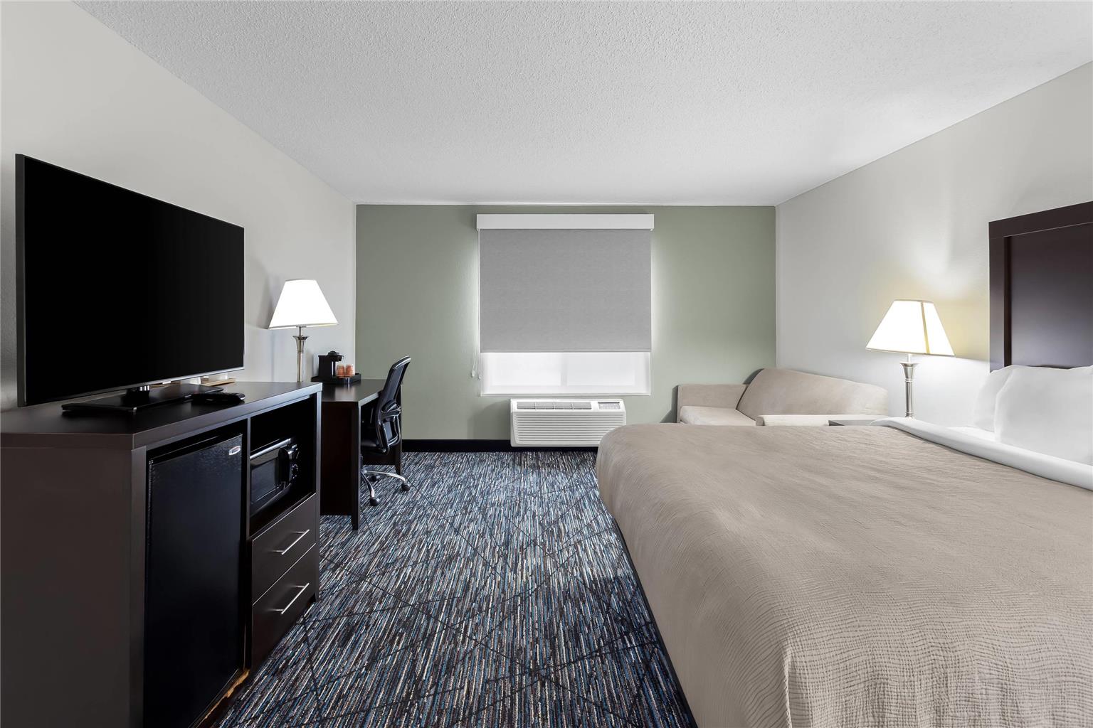 Quality Inn & Suites Niles - photo 42