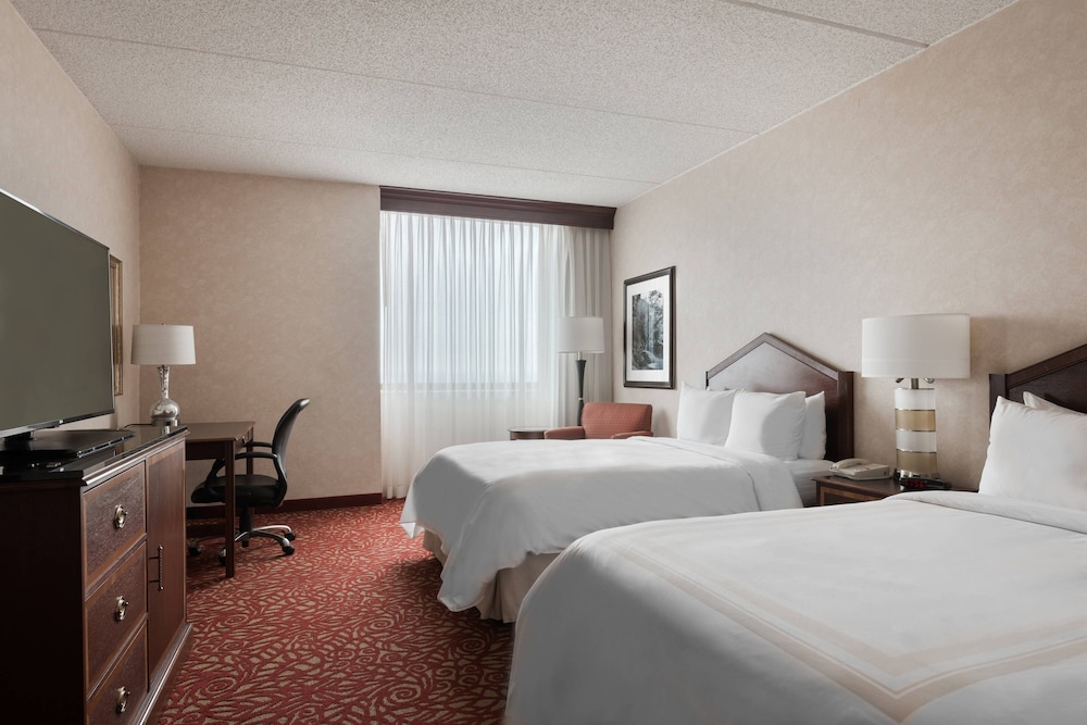Columbus Airport Marriott - photo 13