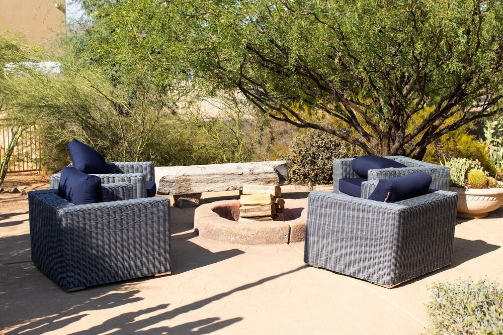 Westland by Avantstay Desert Oasis w Mountain View Pool & Basketball Court Scottsdale - photo 18