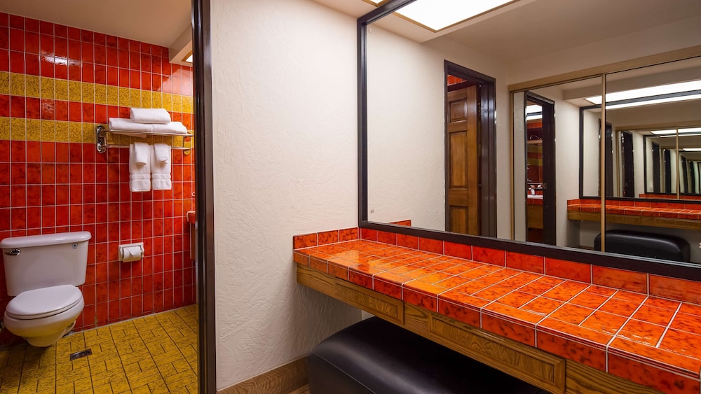 Best Western Pine Tree Motel - photo 14