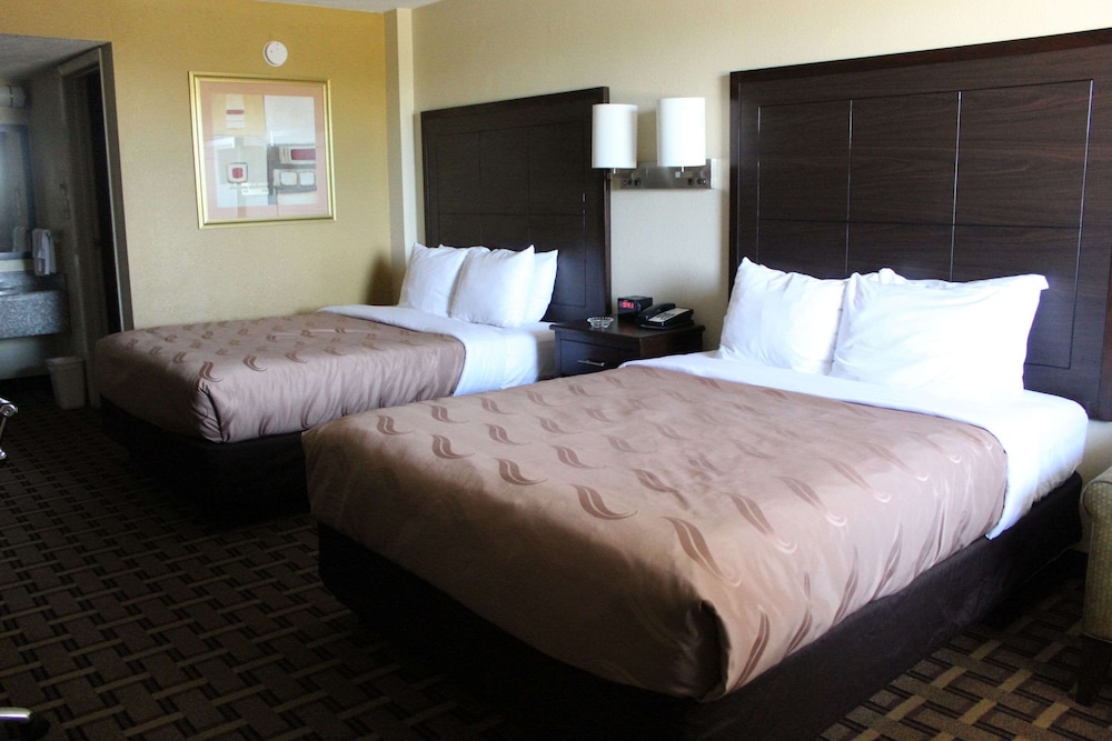 Quality Inn Conway Greenbrier - photo 18