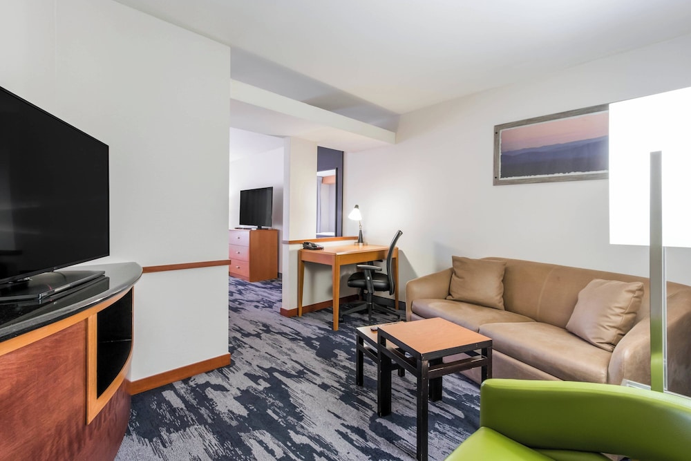 Fairfield Inn & Suites by Marriott Columbia - photo 8