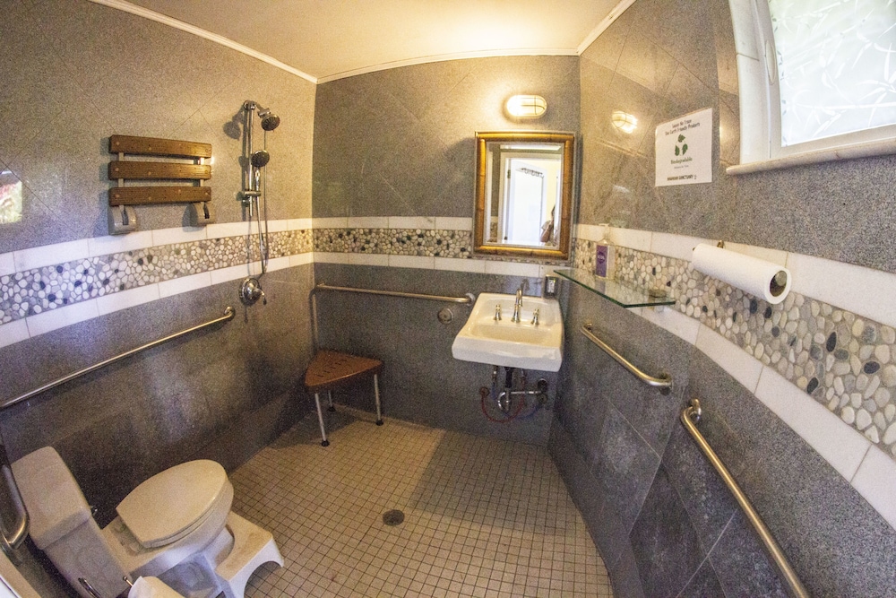 Hawaiian Sanctuary - photo 18