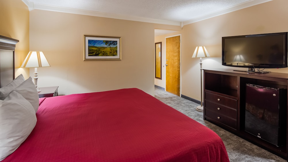 Osage Creek Lodge - photo 6