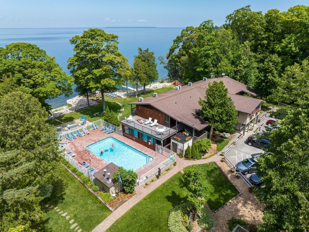 The Shallows Resort — hotel in Egg Harbor City