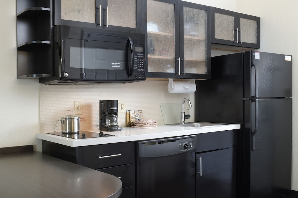 Candlewood Suites Odessa an IHG Hotel - photo 5