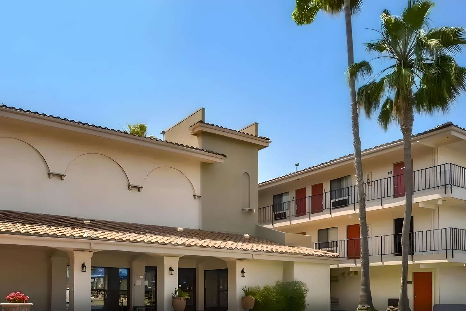 Rancho Cordova Inn - photo 2