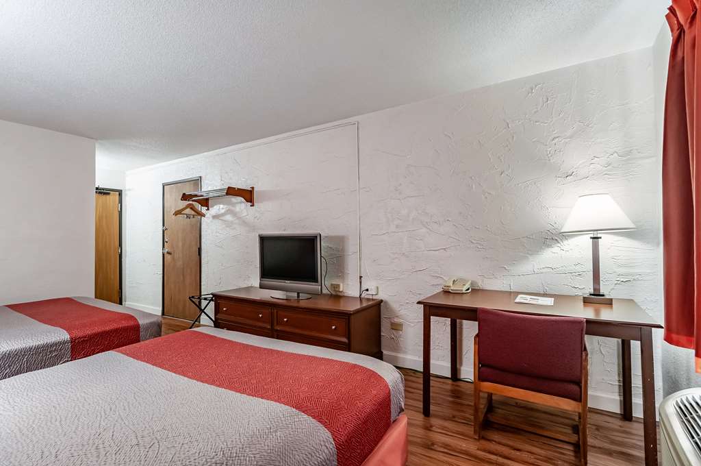 Motel 6 Naperville IL - photo 19