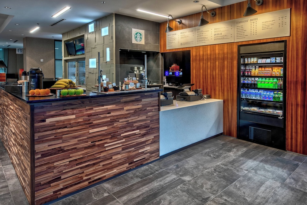 Courtyard by Marriott Dulles Airport Herndon - photo 23