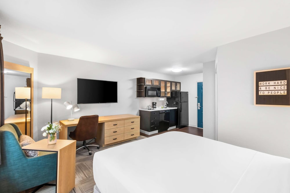 Sonesta Simply Suites Austin South - photo 13