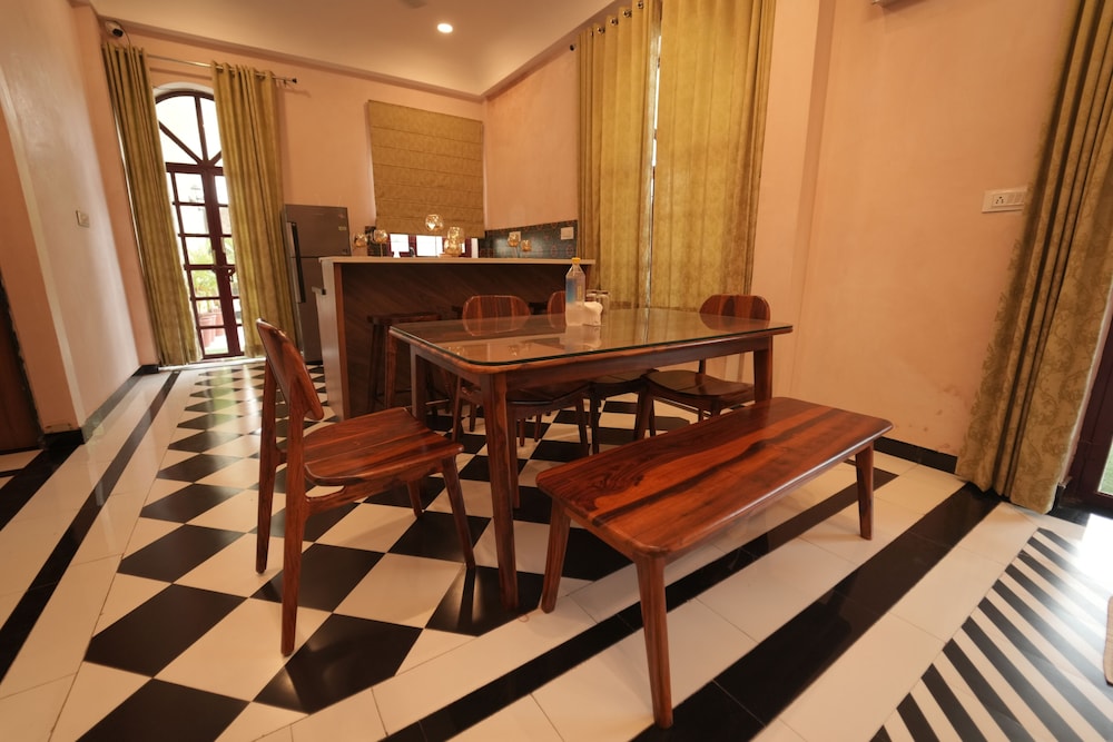 Soothing Palms - carbon neutral hotel in Udaipur