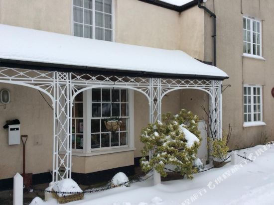 Wick House — 4-Star Luxury Hotel in Taunton, United Kingdom