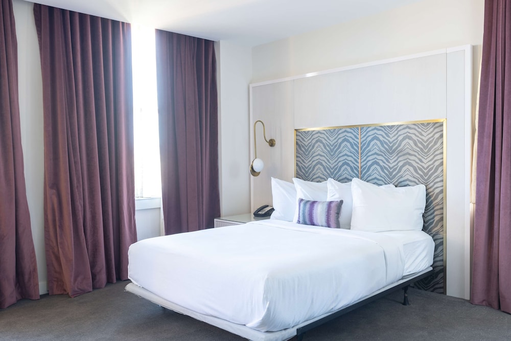 The Kelly Birmingham Tapestry Collection By Hilton - photo 18