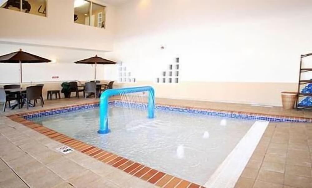 GrandStay Residential Suites Hotel - photo 22