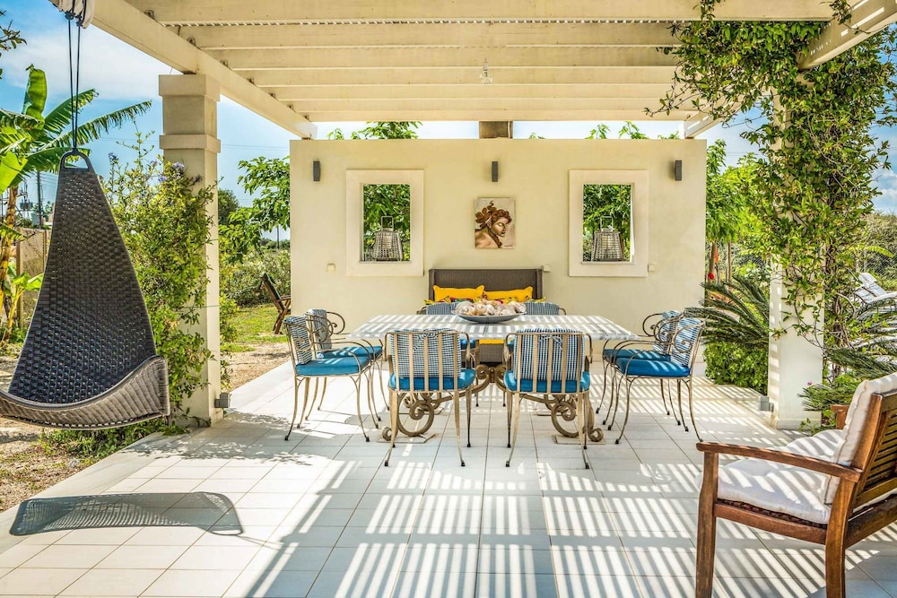 Ai Helis Beach House — Valsamata — photo 3
