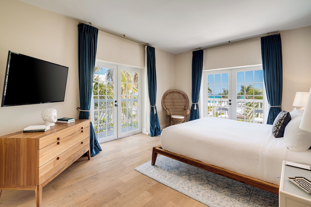The Savoy Hotel & Beach Club - photo 15