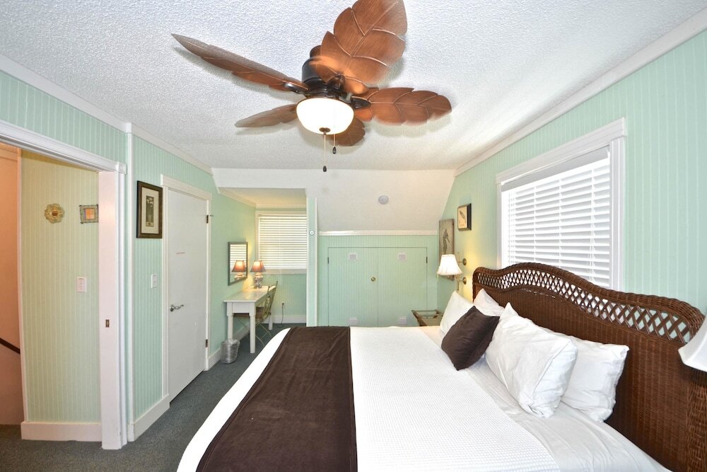 Old Town Garden Villas - photo 3