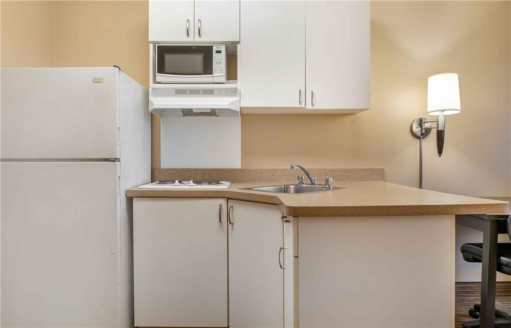 Extended Stay America Select Suites Detroit Roseville - photo 7