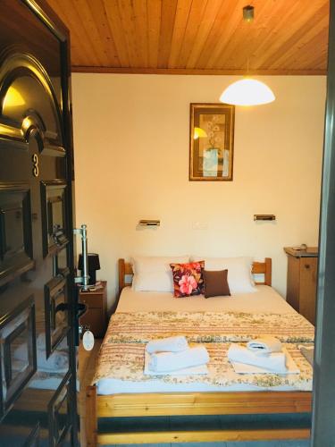 Avra Rooms — Unknown City — photo 4