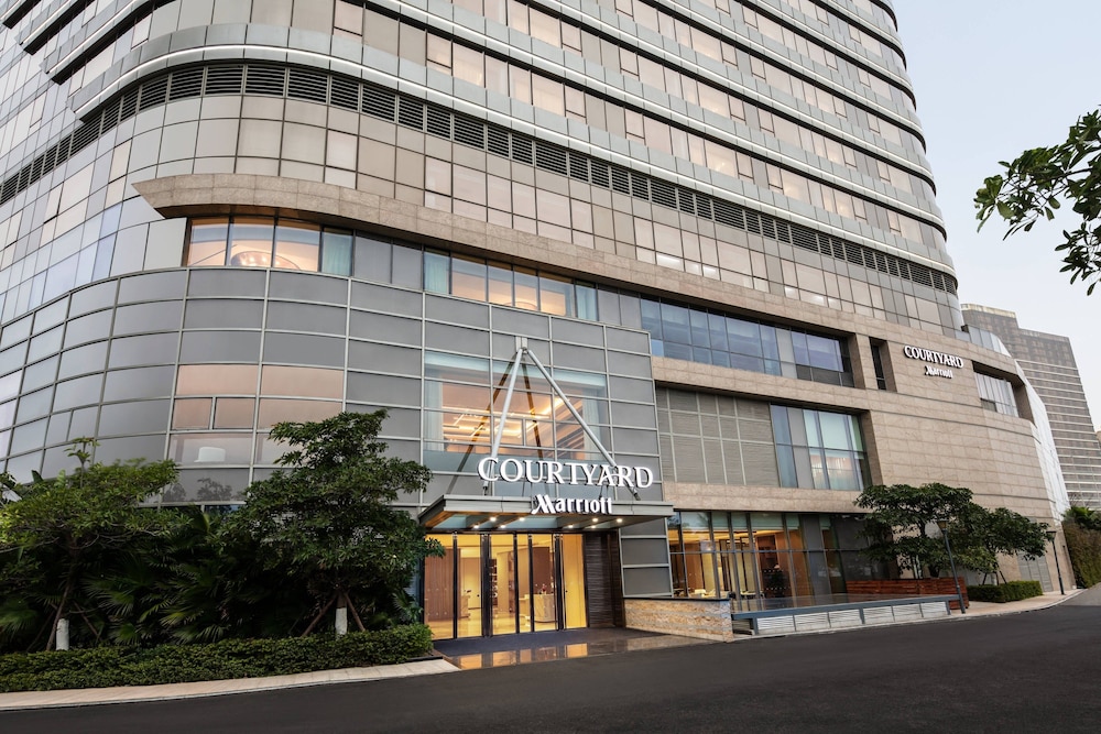 Courtyard by Marriott Xiamen Haicang — 4-Star Luxury Hotel in Xiamen, People's Republic of China