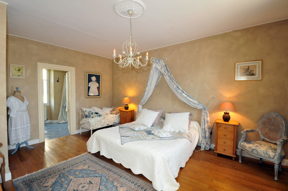 Saveurs Et Bulles — hotel in Fismes