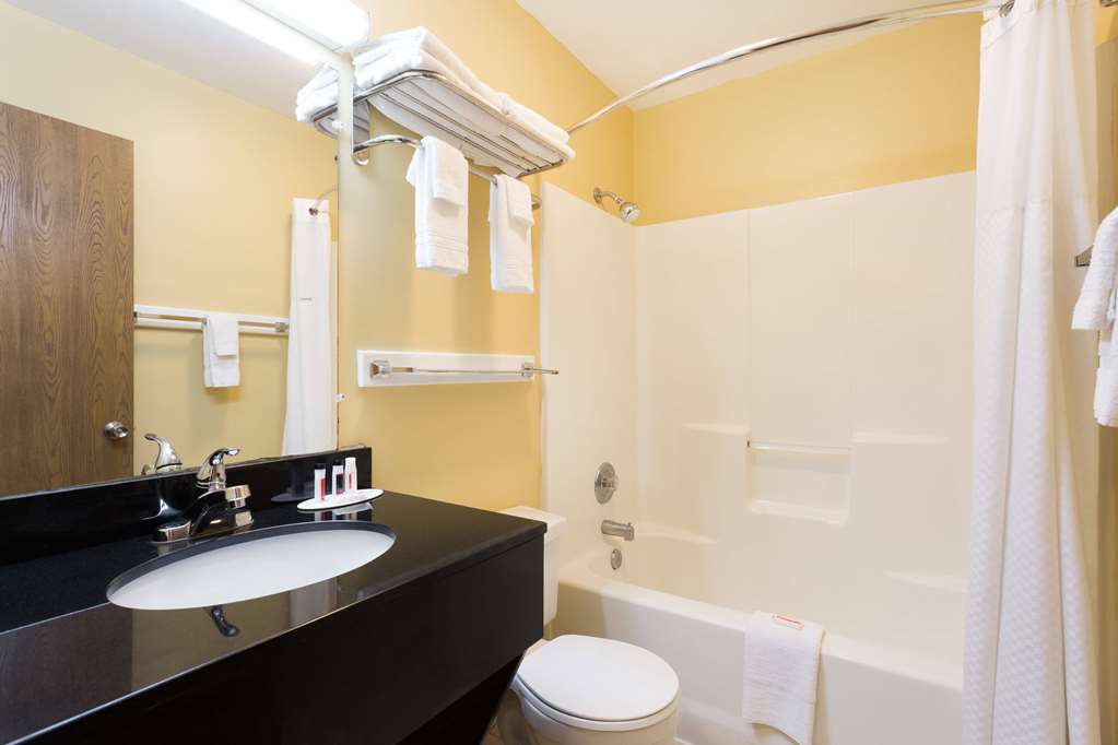Days Inn by Wyndham Chincoteague Island - photo 17