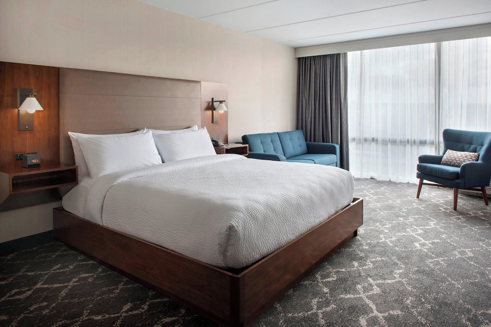 Four Points by Sheraton Philadelphia Northeast - photo 9