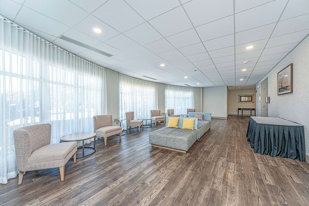 Hilton Garden Inn Charleston Airport - photo 49