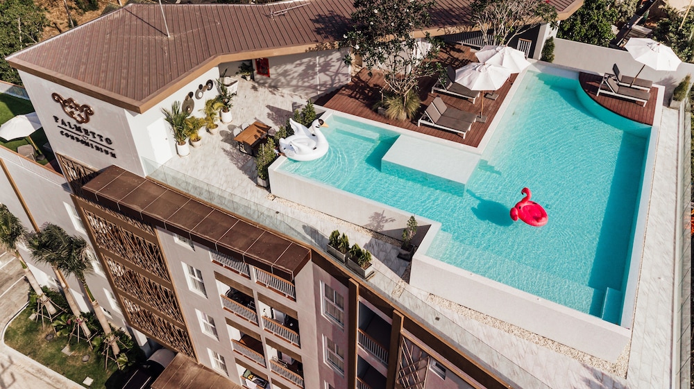 Palmetto Condominium — 4-Star Luxury Hotel in Phuket, Thailand