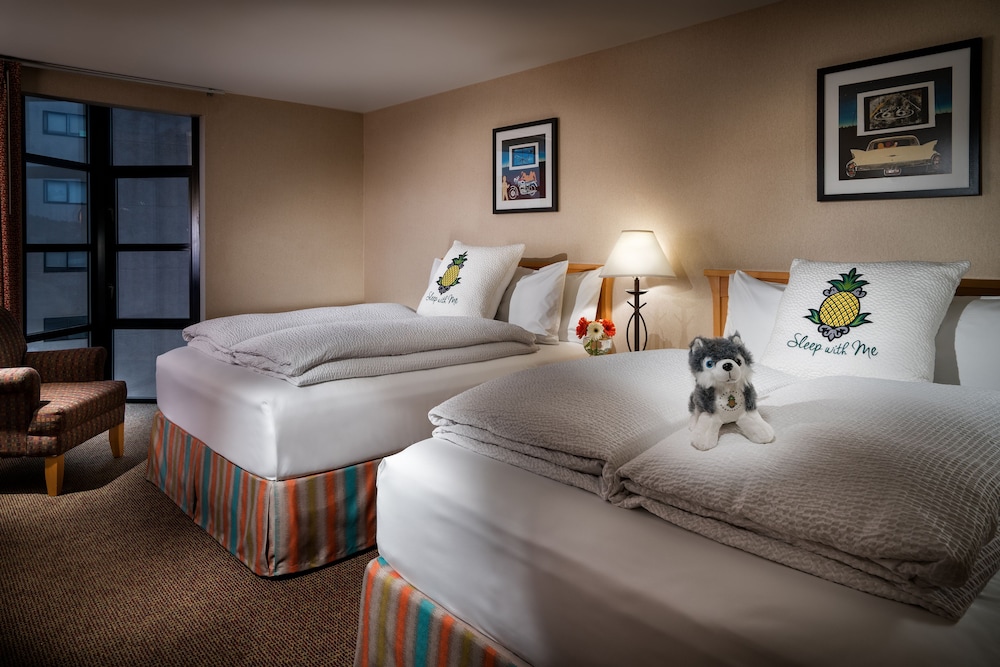 Staypineapple University Inn University District Seattle - photo 16
