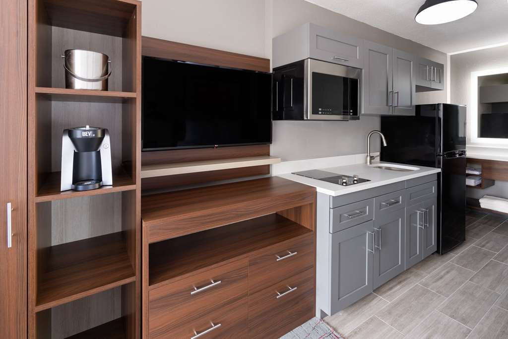 Hawthorn Extended Stay By Wyndham Columbia Ft. Jackson - photo 14