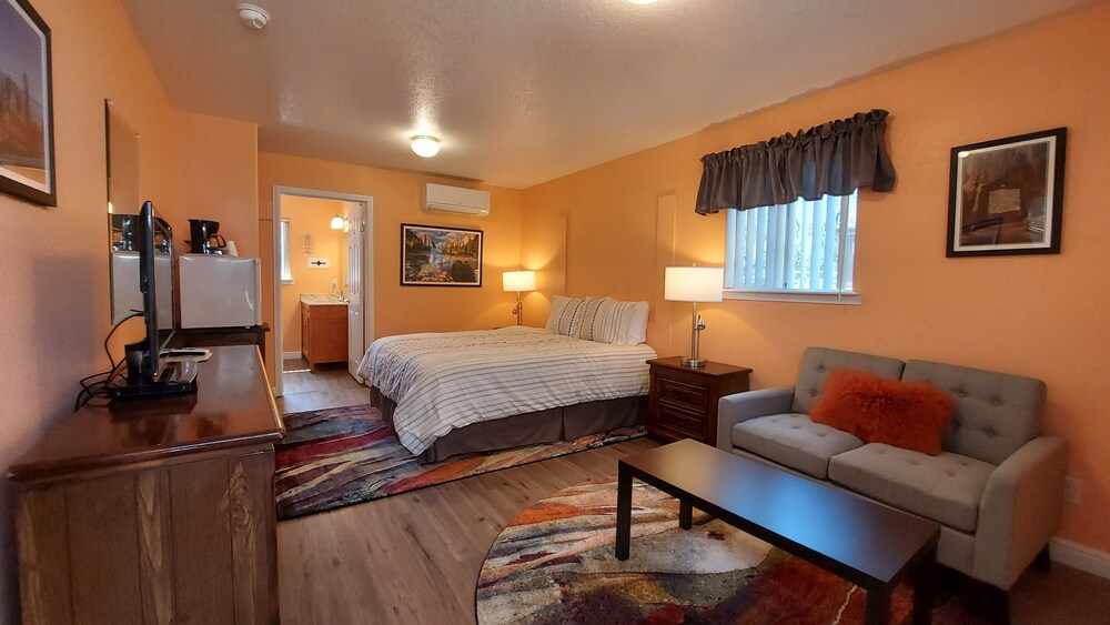 Little Valley Inn - photo 8