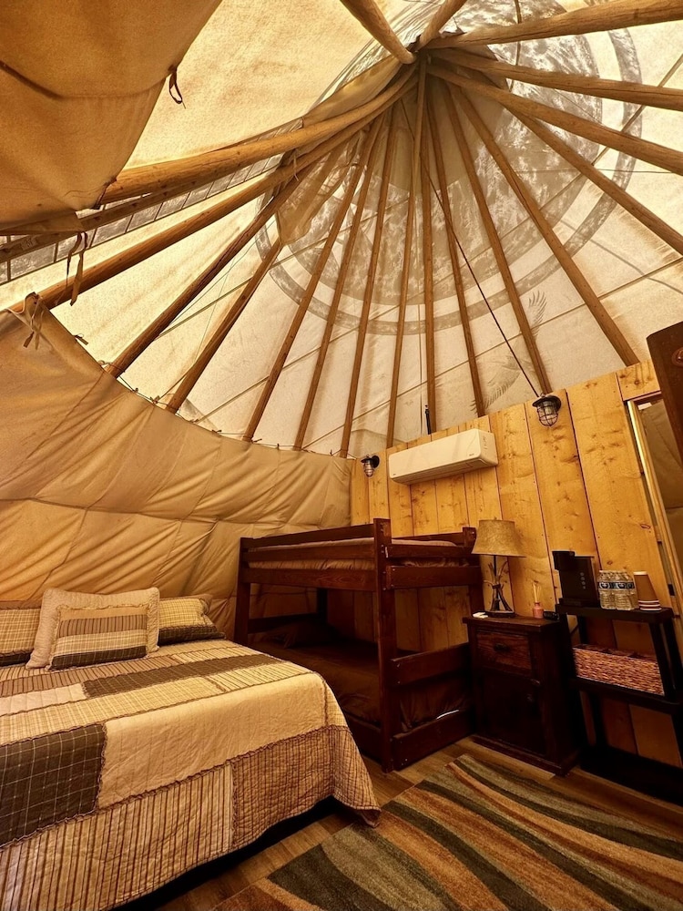 Grand Canyon Glamping Resort - photo 7