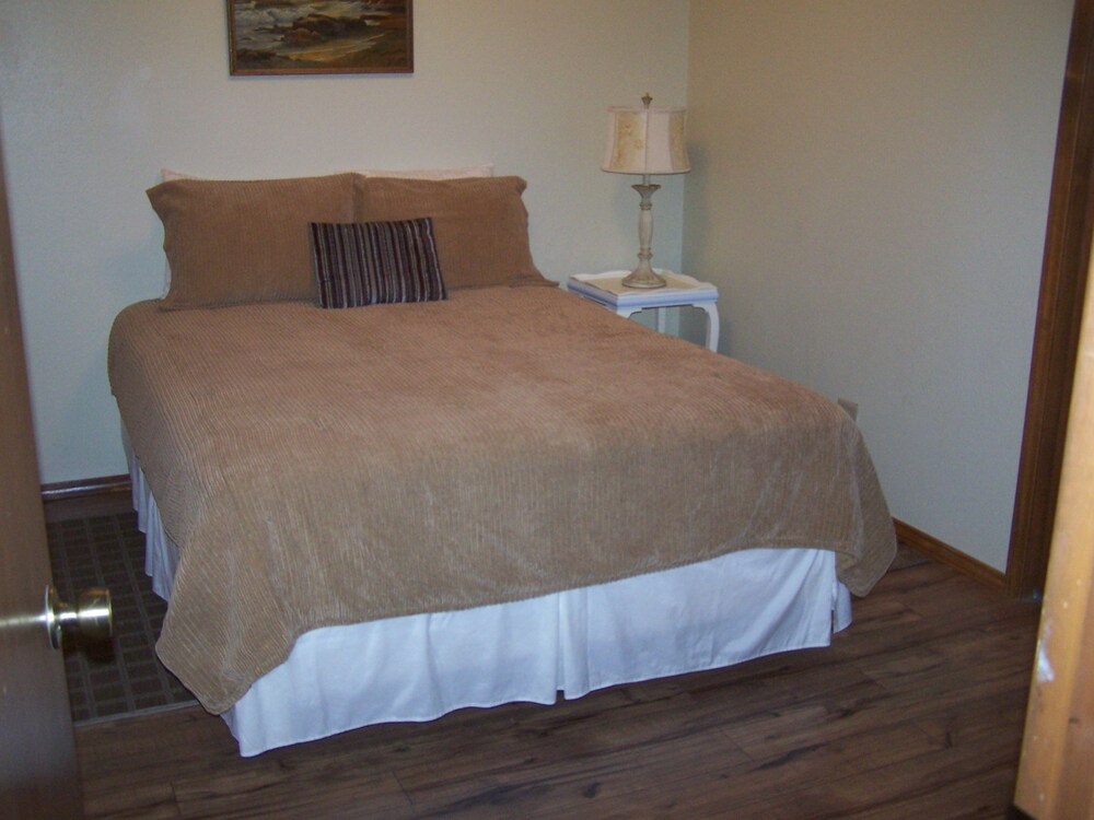 Pointe West Resort Motel - photo 8
