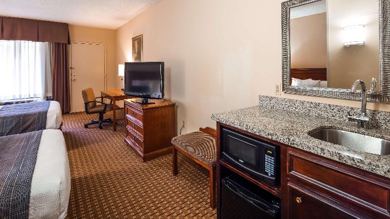 Best Western Plus Cary Inn NC State - photo 26