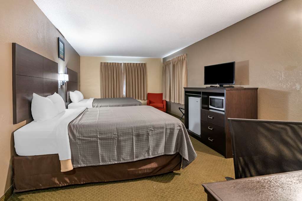 Rodeway Inn Lake George Outlets - photo 15
