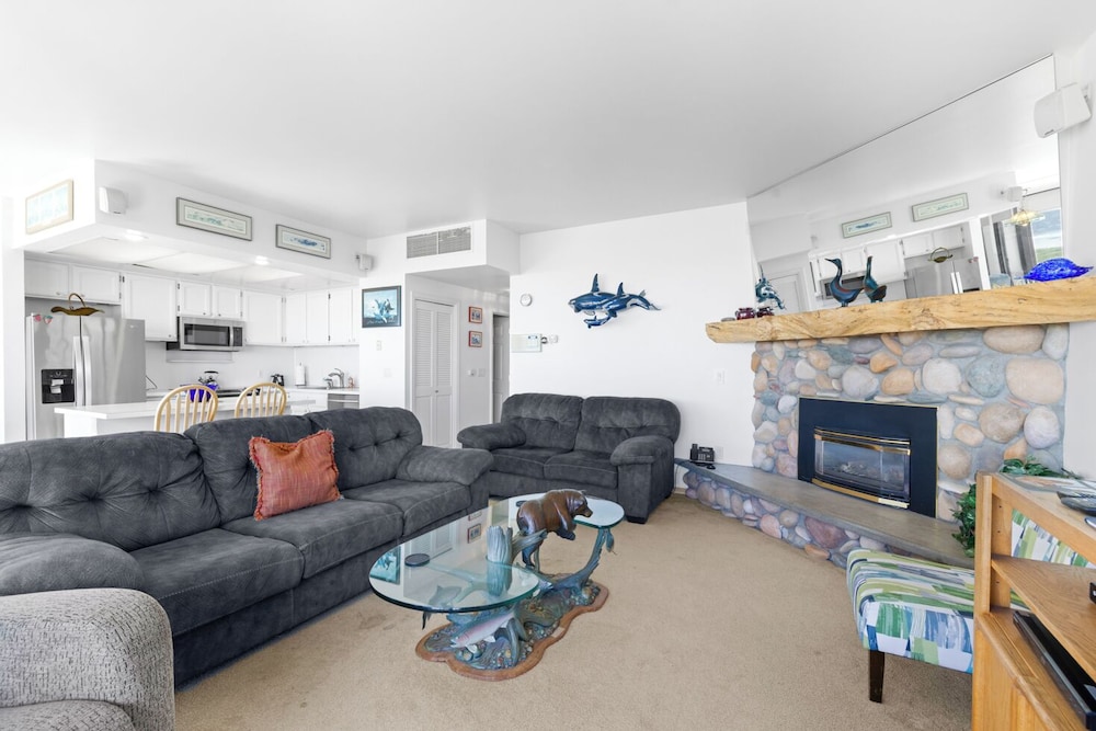 Sand & Sea Resort Condominiums - photo 555