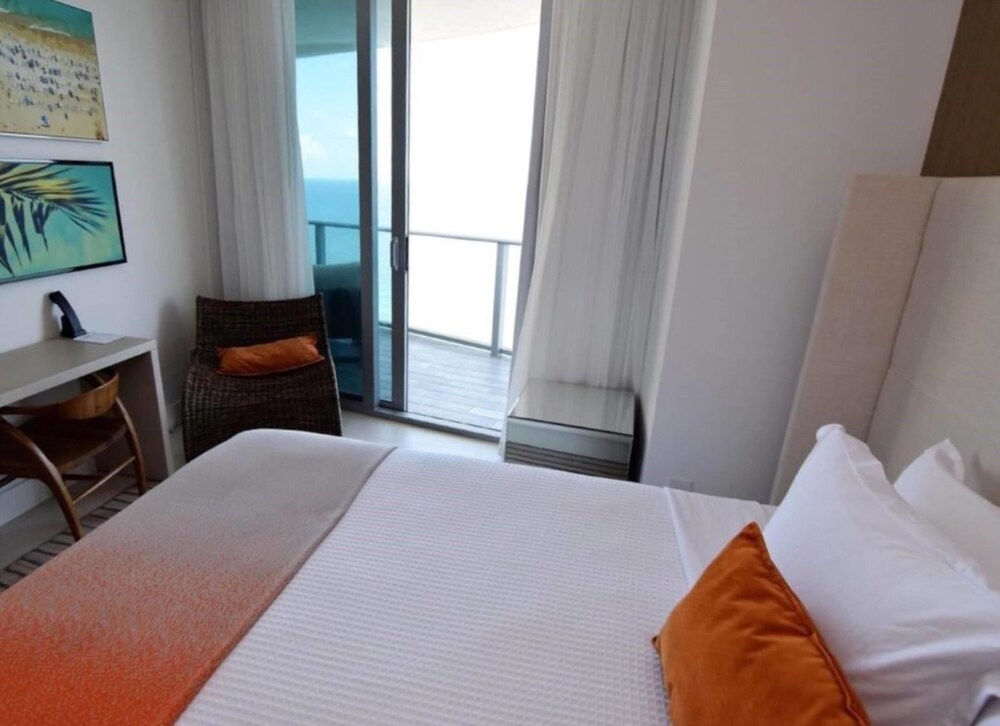 Contemporary Beach Resort Condos - photo 49