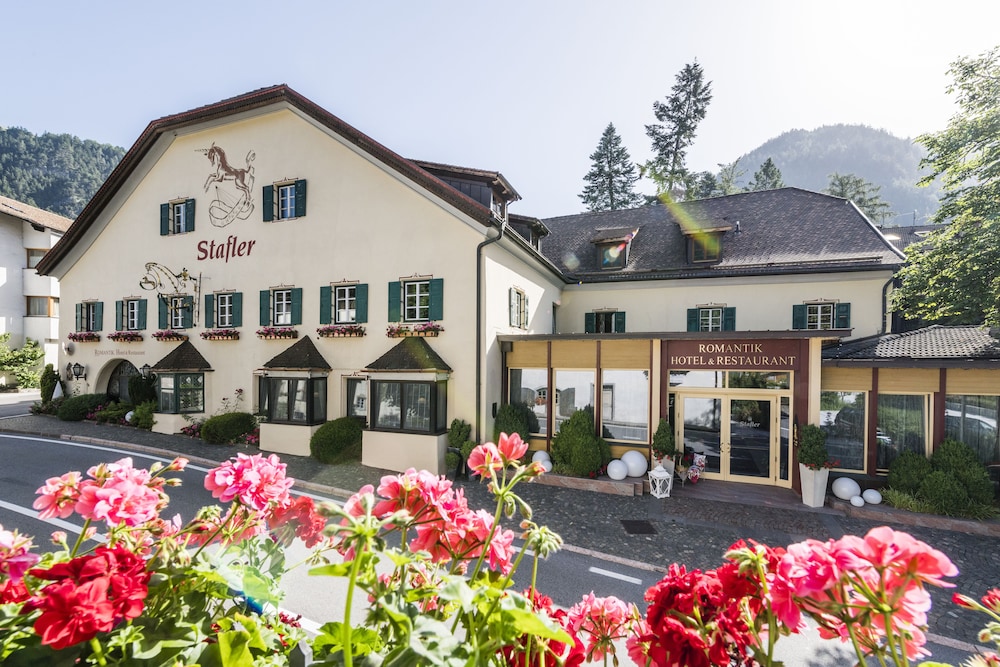 Romantik Hotel Stafler - carbon neutral hotel in Vipiteno