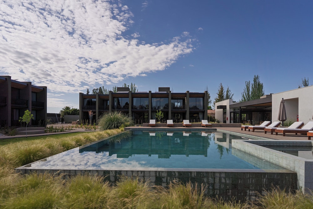 Vistalba Hotel Aparts & Suites in Lujan De Cuyo, Argentina