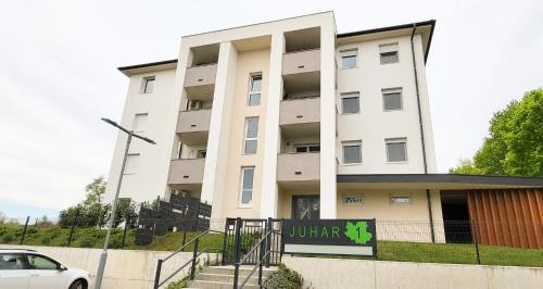 Juhar 1 Apartman — 4-Star Luxury Hotel in Koszeg, Hungary