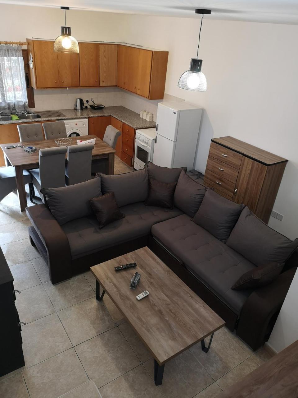 Aprosmeno Jacuzzi House 1