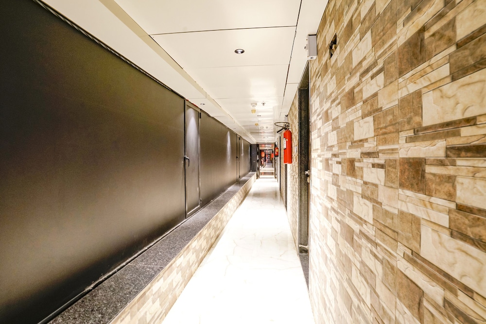 Fabhotel Prime Welcome Palace in Surat, India