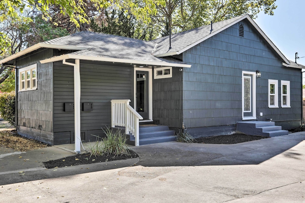 Boho Chic Folsom Retreat Walkable Location — hotel in Folsom
